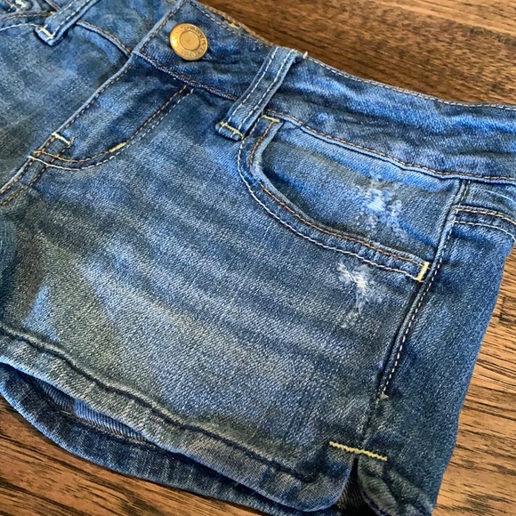 American Eagle Outfitters Pants - American Eagle jean shorts
